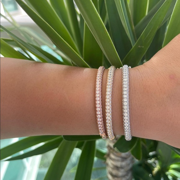 Beautiful three piece bangle set - Picture 3 of 4